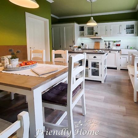 בורנהיים Friendly Home - Stadthaus מראה חיצוני תמונה